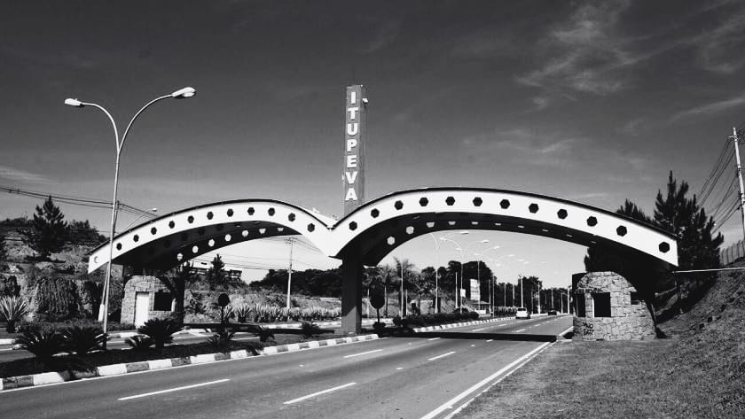 Vereadores denunciam durante Sessão o mau uso do dinheiro público em Itupeva